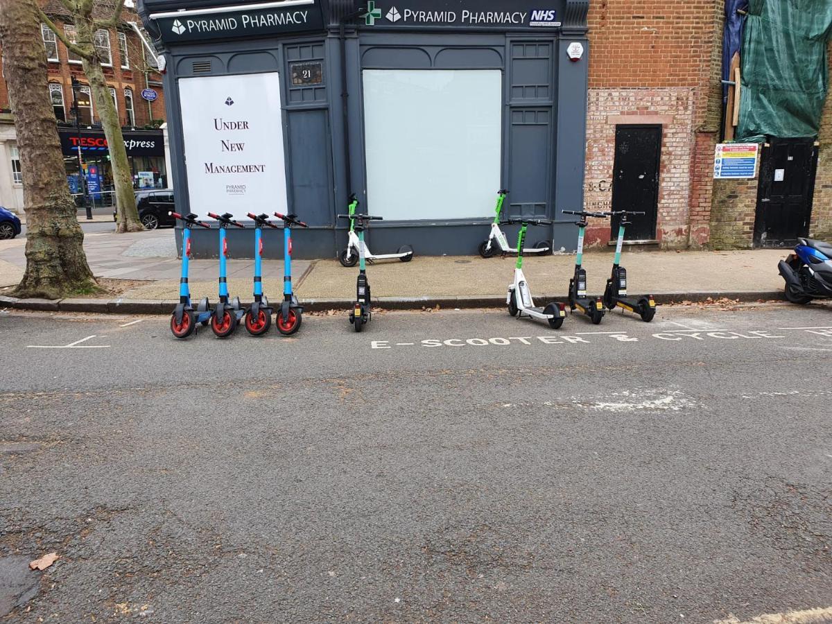 Homestay Gardens - Private Double Richmond London - *