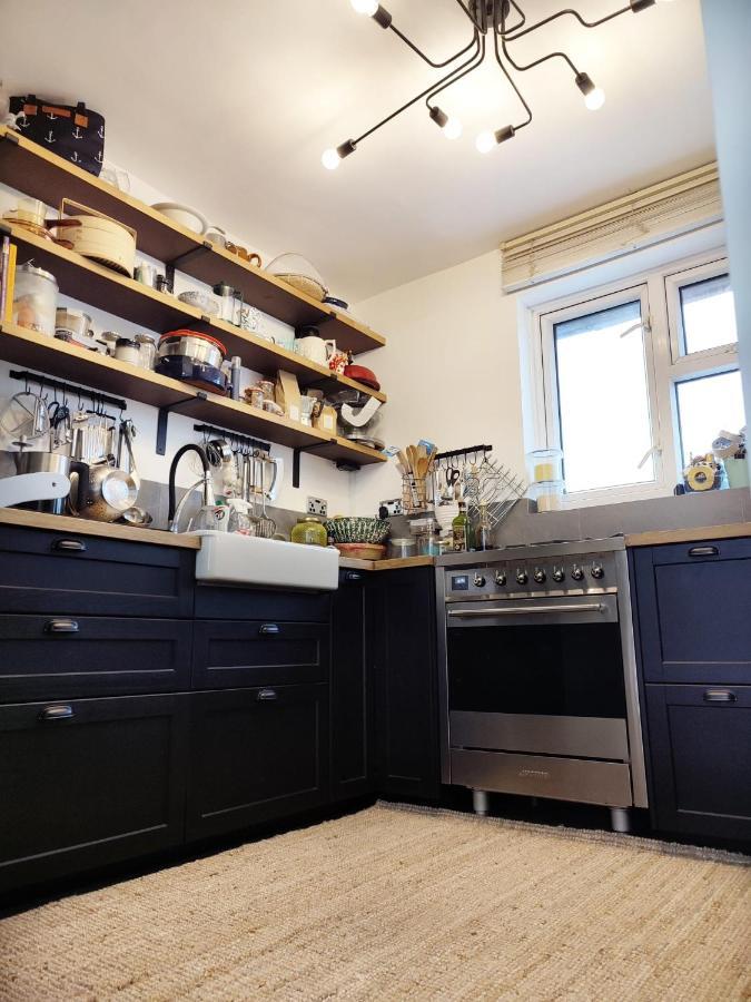 Homestay Gardens - Private Double Richmond London - *